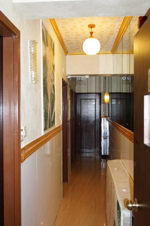 Lucky Comfort Inn Kowloon  Exterior photo